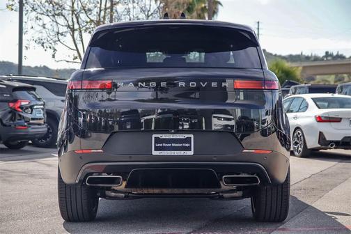 2024 Land Rover Range Rover Sport SE