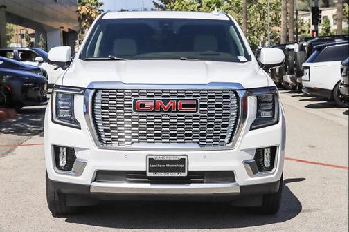 Summit White 2022 GMC Yukon XL Denali