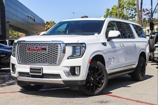 Summit White 2022 GMC Yukon XL Denali