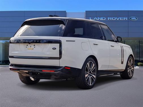 2023 Land Rover Range Rover P400 SE