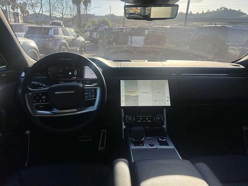 2023 Land Rover Range Rover P400 SE