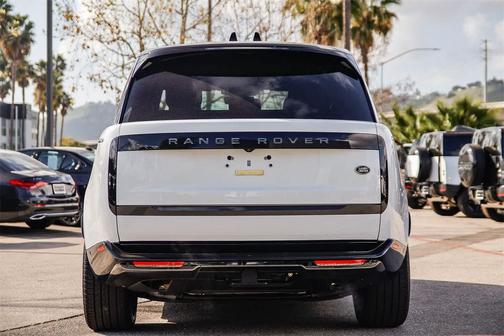 2023 Land Rover Range Rover P400 SE