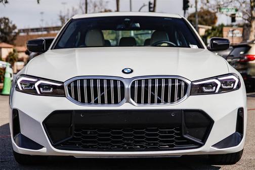2025 BMW 330 xDrive