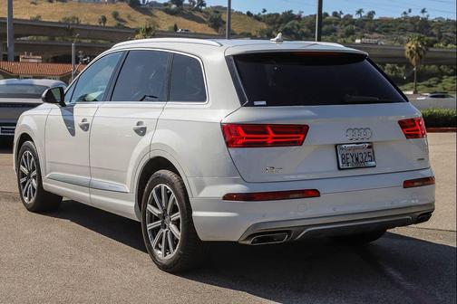 2018 Audi Q7 2.0T Premium Plus