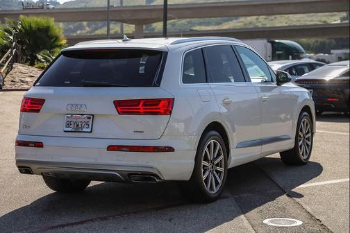 2018 Audi Q7 2.0T Premium Plus