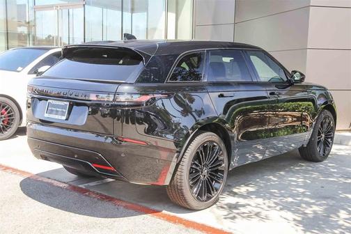 2026 Land Rover Range Rover Velar P400 Dynamic SE