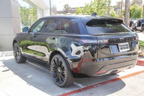 2026 Land Rover Range Rover Velar P400 Dynamic SE