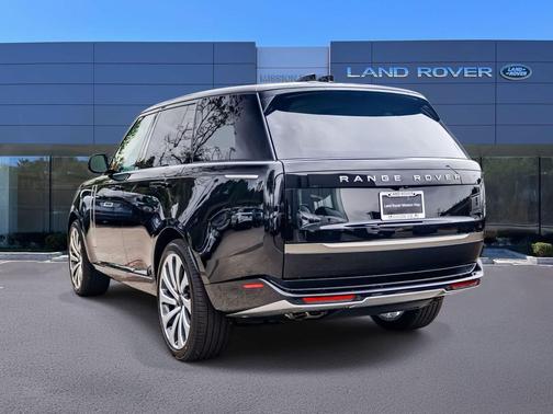 Black 2026 Land Rover Range Rover P530 SE