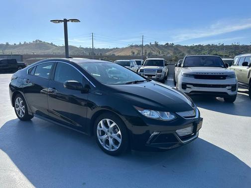 Mosaic Black Metallic 2018 Chevrolet Volt Premier