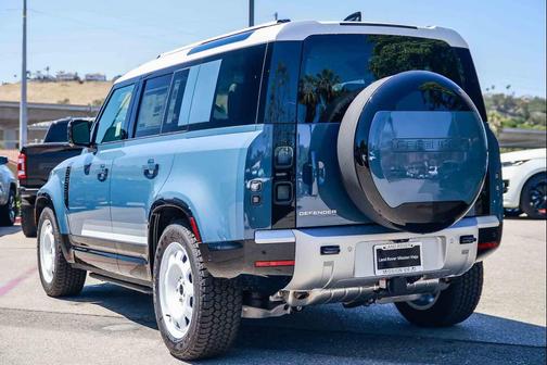 Tasman Blue Metallic 2026 Land Rover Defender P400 X-Dynamic SE