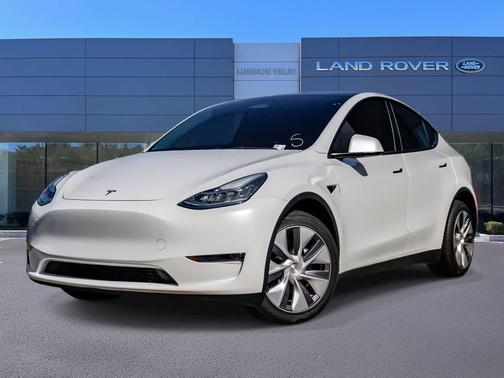 Pearl White Multi-Coat 2023 Tesla Model Y Long Range Dual Motor All-Wheel Drive