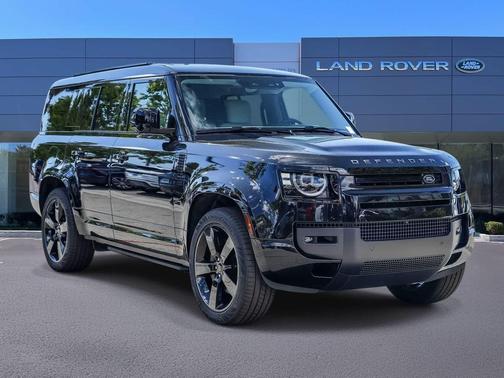 Santorini Black Metallic 2026 Land Rover Defender P400 X-Dynamic SE