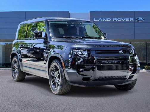Santorini Black Metallic 2026 Land Rover Defender P300 S