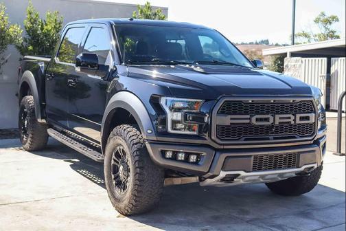 Shadow Black 2018 Ford F-150 Raptor
