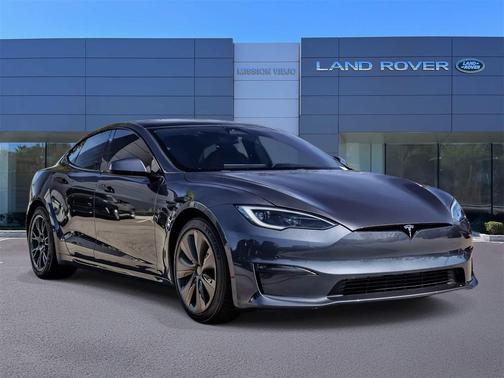 2022 Tesla Model S Plaid