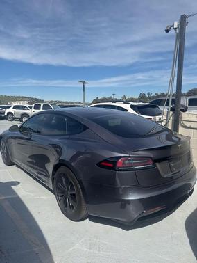 2022 Tesla Model S Plaid