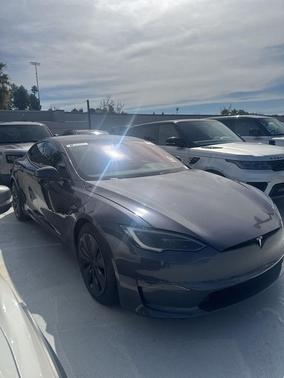 2022 Tesla Model S Plaid