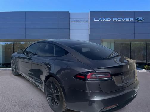 2022 Tesla Model S Plaid