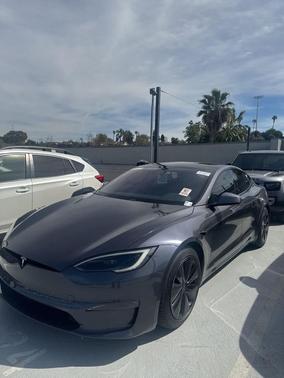 2022 Tesla Model S Plaid