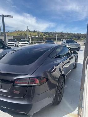 2022 Tesla Model S Plaid