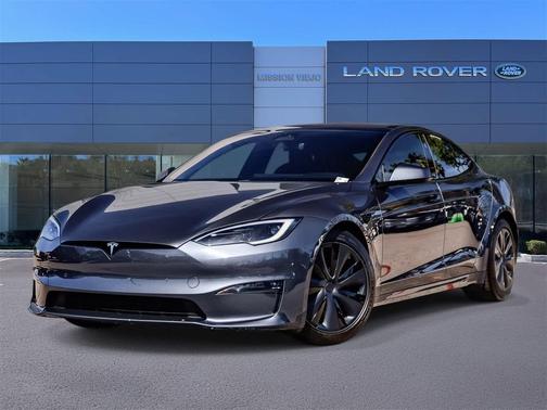 2022 Tesla Model S Plaid