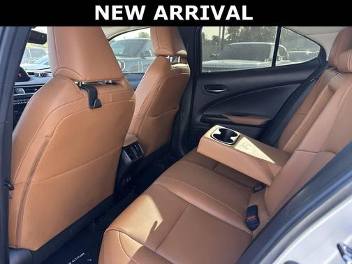 2019 Lexus UX 200 Base