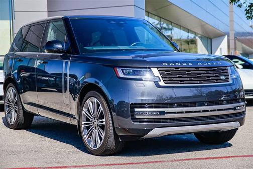 2024 Land Rover Range Rover P530 SE