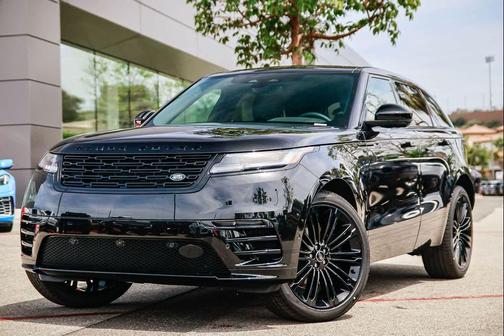 Santorini Black Metallic 2026 Land Rover Range Rover Velar P400 Dynamic SE