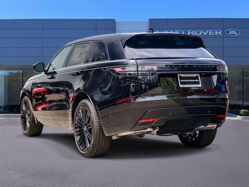 Santorini Black Metallic 2026 Land Rover Range Rover Velar P400 Dynamic SE