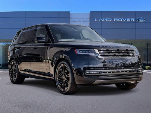 2026 Land Rover Range Rover P400 SE 7 Seat