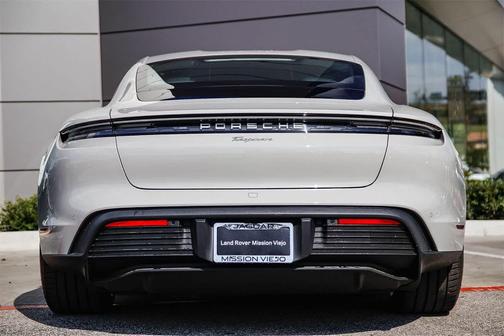 2025 Porsche Taycan RWD