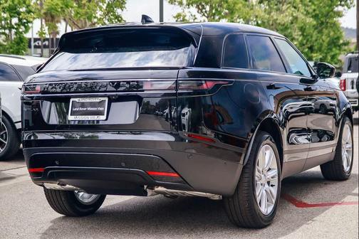 Santorini Black Metallic 2026 Land Rover Range Rover Velar P250 S