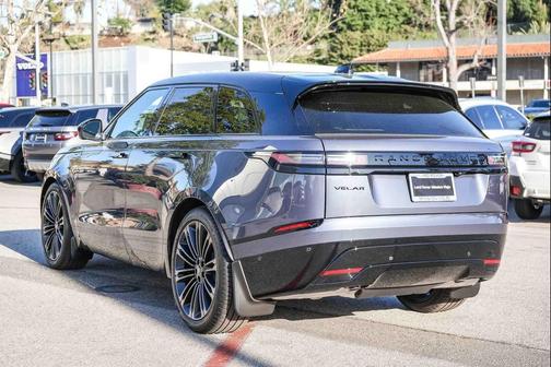 2026 Land Rover Range Rover Velar P250 SE R-Dynamic