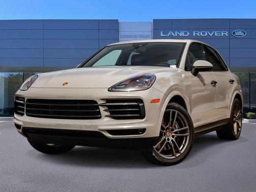 Gray 2022 Porsche Cayenne Platinum Edition