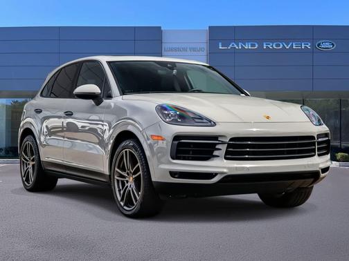 Gray 2022 Porsche Cayenne Platinum Edition