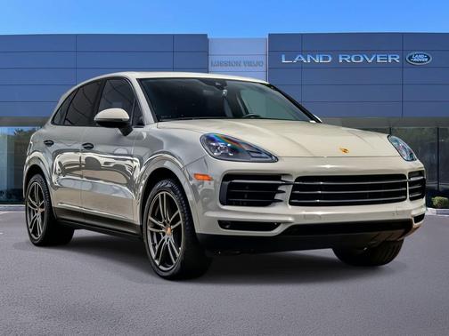 Gray 2022 Porsche Cayenne Platinum Edition