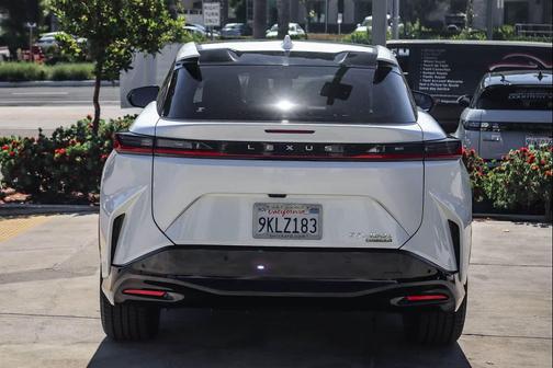 Eminent White Pearl 2023 Lexus RZ 450e Premium