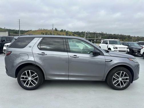 2025 Land Rover Discovery Sport S
