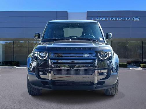 Santorini Black Metallic 2026 Land Rover Defender P300 S
