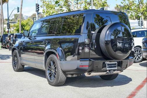Santorini Black Metallic 2026 Land Rover Defender P300 S