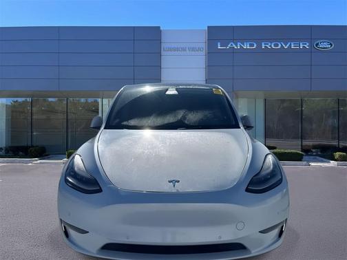 2022 Tesla Model Y Long Range Dual Motor All-Wheel Drive