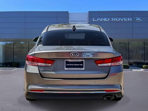 Titanium Silver 2018 Kia Optima LX