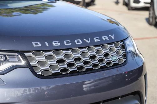 2026 Land Rover Discovery S