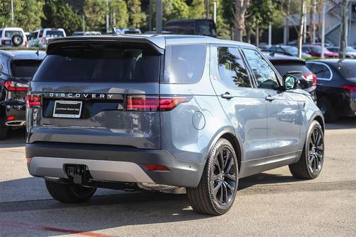 2026 Land Rover Discovery S