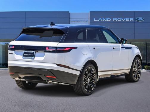2026 Land Rover Range Rover Velar P250 SE R-Dynamic