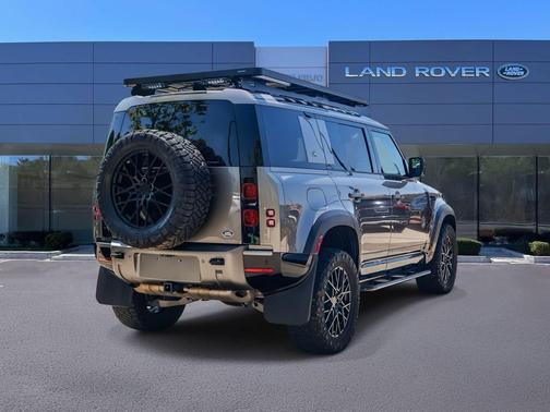 Gondwana Stone Metallic 2021 Land Rover Defender 110 X-Dynamic HSE