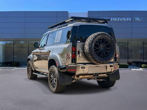 Gondwana Stone Metallic 2021 Land Rover Defender 110 X-Dynamic HSE