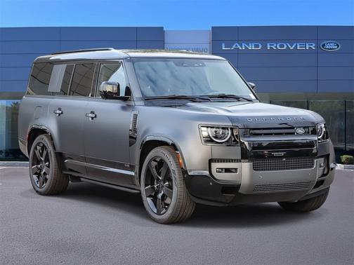 2026 Land Rover Defender V8