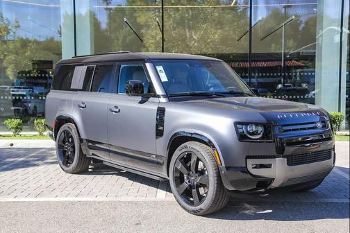 2026 Land Rover Defender V8