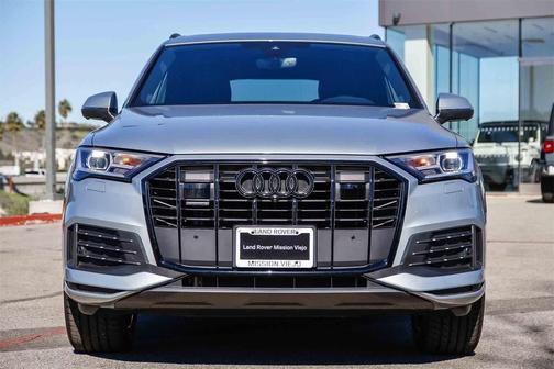2023 Audi Q7 45 Premium Plus